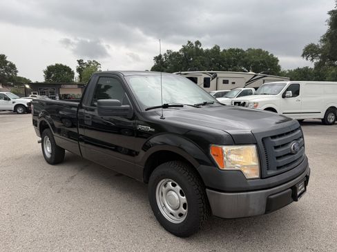 Used 2010 Ford F150 XL RWD image 5
