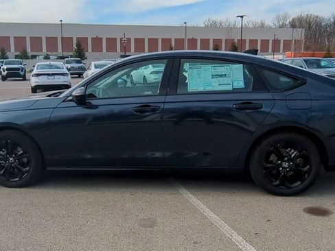 New 2025 Honda Accord SE image 5