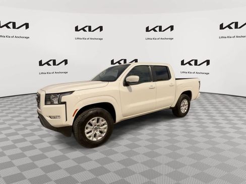 Used 2024 Nissan Frontier SV w/ SV Convenience Package AWD/4WD image 5