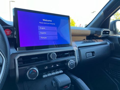 Used 2024 Toyota Tacoma TRD Off-Road image 24