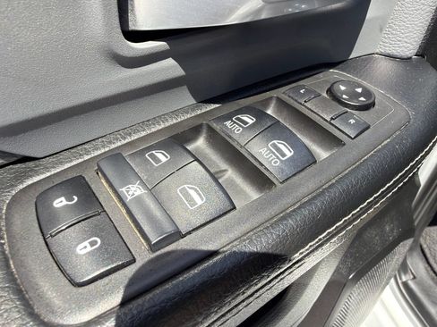 Used 2021 RAM 2500 Big Horn AWD/4WD image 18