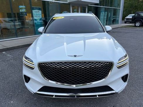 Used 2025 Genesis GV70 2.5T AWD/4WD image 8