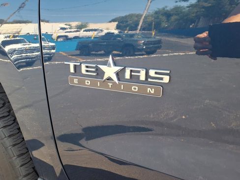 Used 2023 Chevrolet Silverado 1500 LTZ image 9