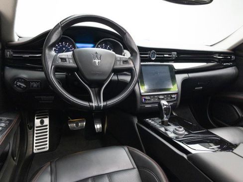 Used 2017 Maserati Quattroporte S GranSport Q4 image 6
