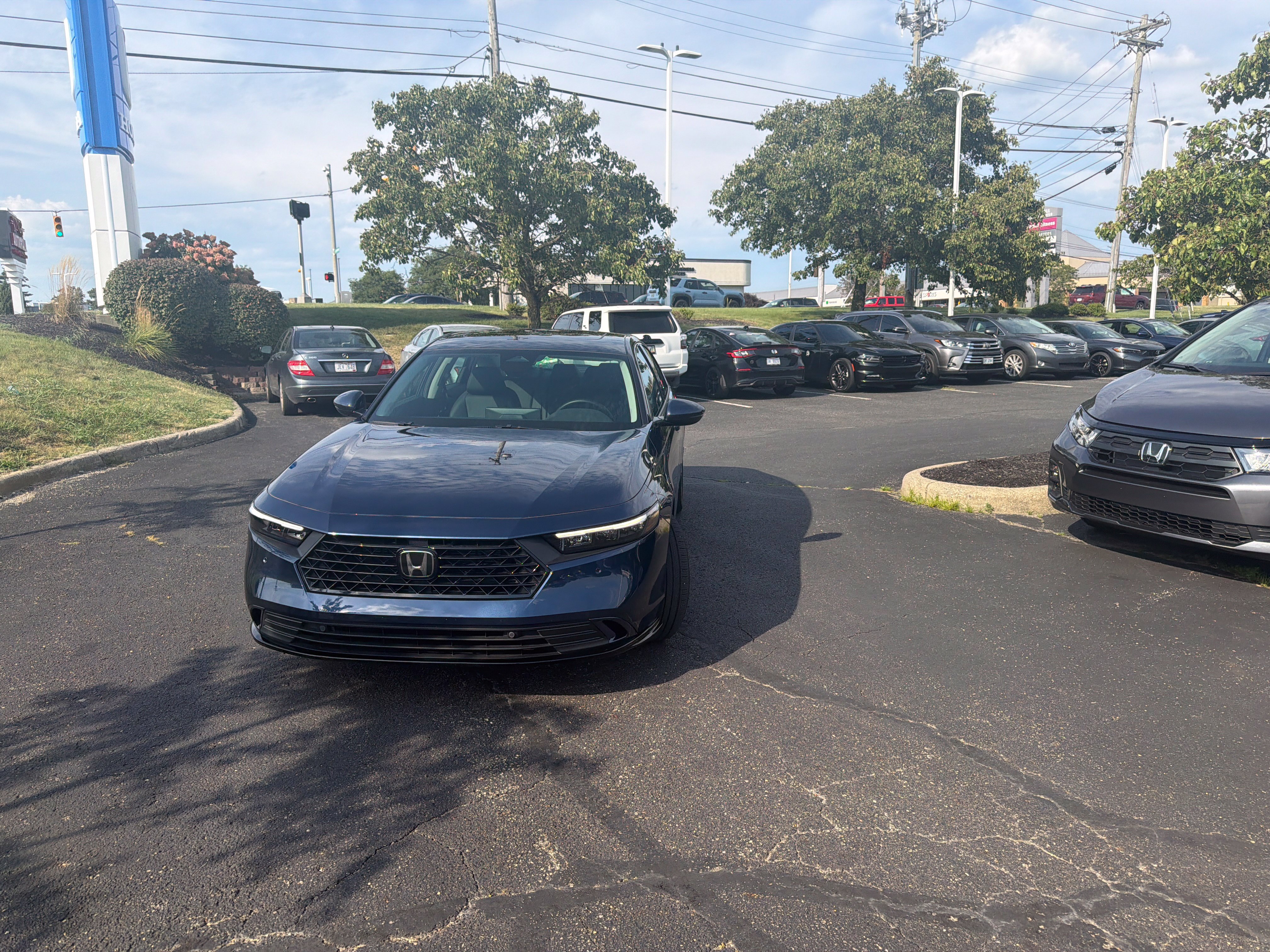 Used 2025 Honda Accord EX-L image 5