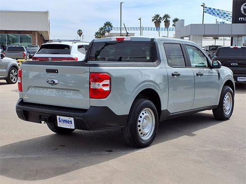 Used 2023 Ford Maverick XL image 7