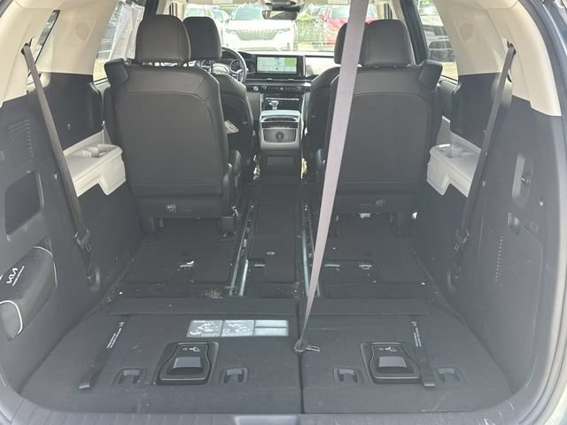 Certified 2024 Kia Carnival EX FWD image 10