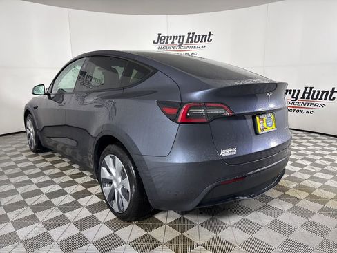 Used 2023 Tesla Model Y Long Range image 6