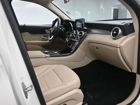 Used 2019 Mercedes-Benz GLC 300 image 28