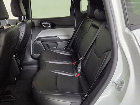 New 2026 Jeep Compass Limited image 28