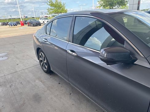 Used 2017 Honda Accord EX-L image 24