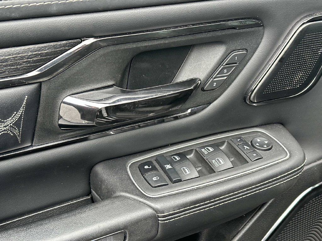 Used 2022 RAM 1500 Limited AWD/4WD image 16