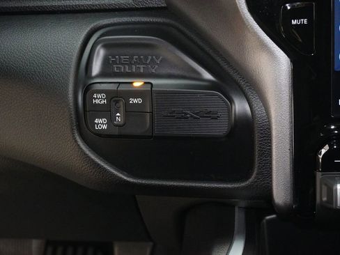 Used 2024 RAM 2500 Big Horn w/ Night Edition image 17