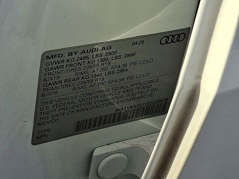 Certified 2025 Audi Q5 Premium w/ Convenience Package image 28