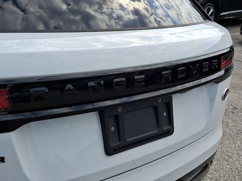 Used 2023 Land Rover Range Rover Velar R-Dynamic S AWD/4WD image 30