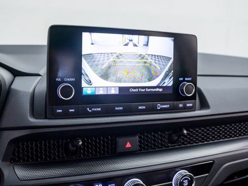 Used 2023 Honda CR-V LX image 28