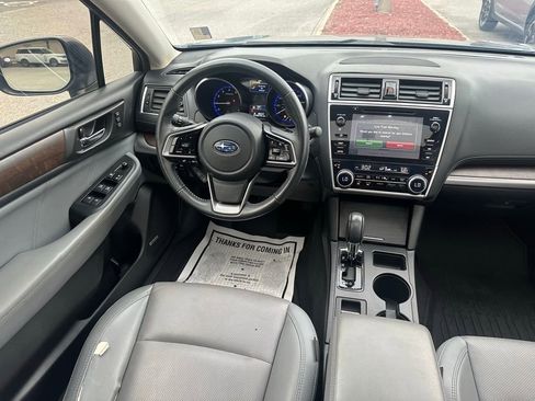 Used 2018 Subaru Outback 2.5i Limited image 22