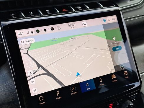 Certified 2023 Jeep Grand Cherokee Limited image 18