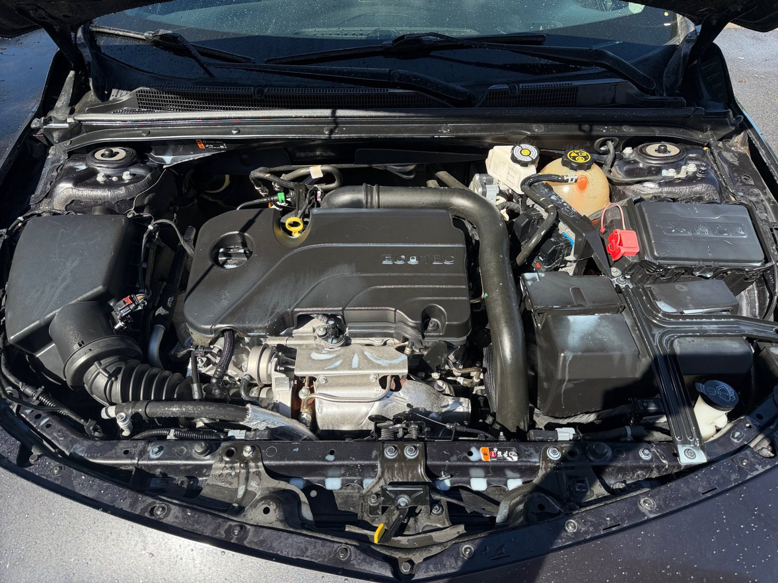 Used 2023 Chevrolet Malibu LT FWD image 33