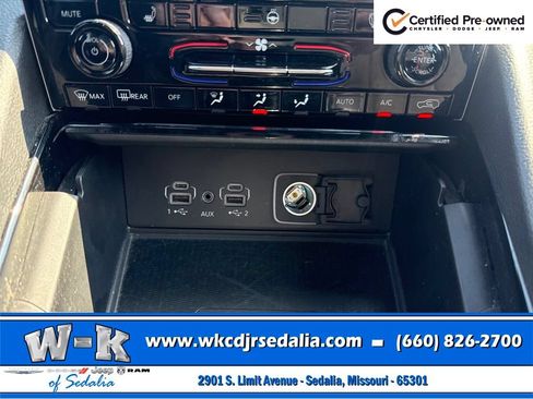Certified 2023 Jeep Grand Cherokee Altitude AWD/4WD image 38