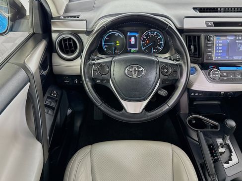 Used 2016 Toyota RAV4 XLE image 16