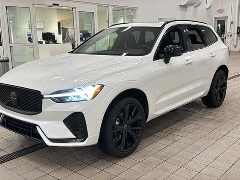 New 2026 Volvo XC60 B5 Ultra w/ Protection Package Premier image 9