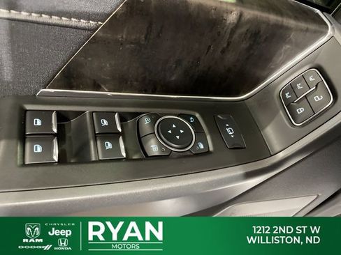 Used 2024 Ford F250 Lariat w/ Sport Appearance Package image 27