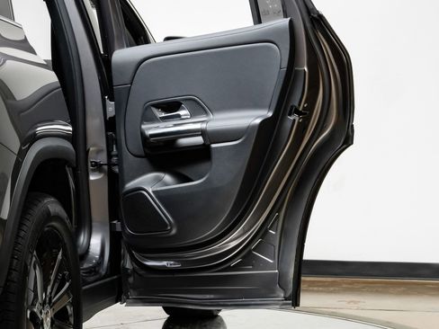 Used 2023 Mercedes-Benz GLA 250 image 44