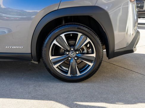 Used 2021 Lexus UX 250h image 26