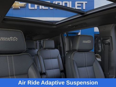New 2026 Chevrolet Suburban High Country image 25