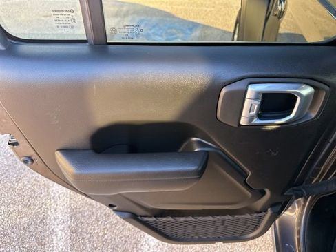 Certified 2021 Jeep Wrangler Unlimited Sport S image 32