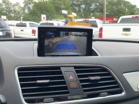 Used 2017 Audi Q3 2.0T Premium image 17