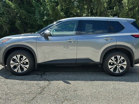 Certified 2021 Nissan Rogue SV AWD/4WD image 26