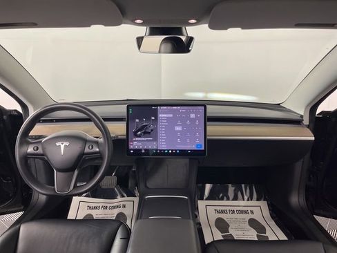 Used 2023 Tesla Model 3 Standard Range RWD image 28