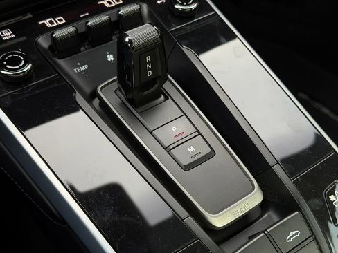 Used 2022 Porsche 911 Turbo S image 24