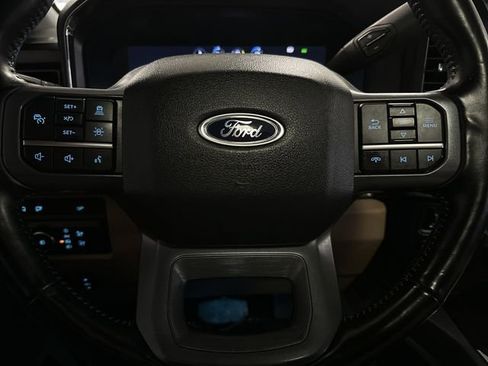 Used 2023 Ford F450 Lariat w/ Lariat Ultimate Package image 18