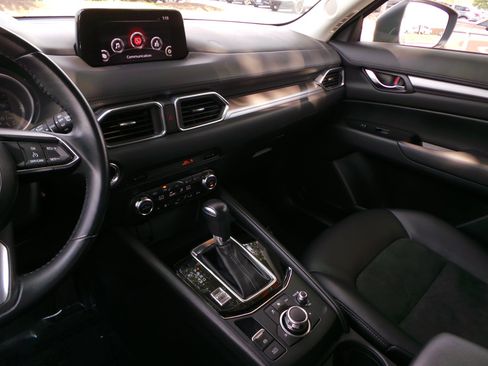 Used 2017 MAZDA CX-5 Touring FWD image 29