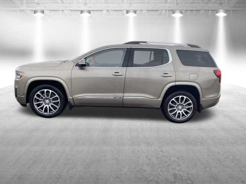 Used 2023 GMC Acadia Denali w/ Denali Ultimate Package AWD/4WD image 11