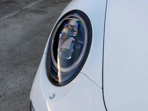 Used 2017 Porsche 911 Carrera 4S image 49