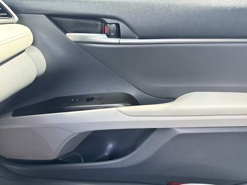 Used 2024 Toyota Camry LE image 21