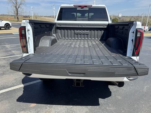 New 2026 GMC Sierra 2500 AT4 w/ AT4 Premium Plus Package image 5