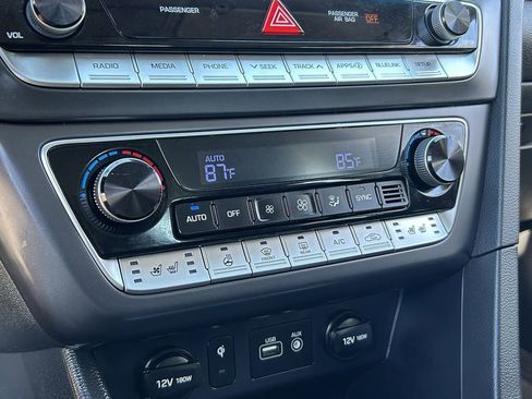 Used 2018 Hyundai Sonata Limited image 27