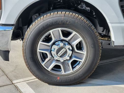 New 2026 Ford F350 Lariat RWD image 7