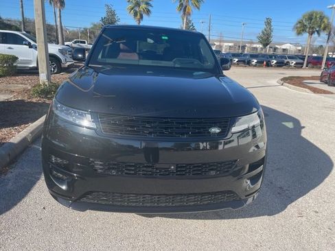 Used 2024 Land Rover Range Rover Sport Dynamic SE image 2