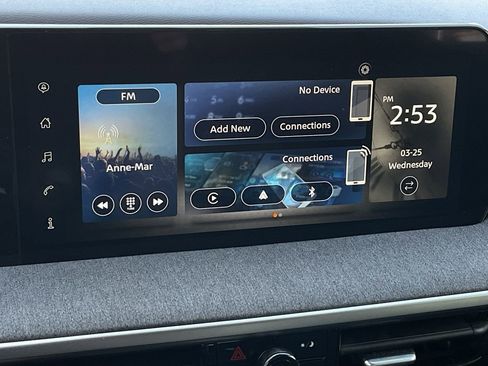 Used 2025 Nissan Kicks SV image 31