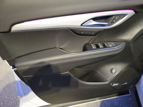 New 2026 Buick Envision Avenir image 17