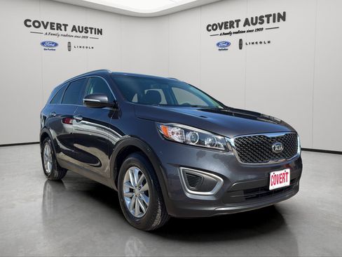 Used 2016 Kia Sorento LX FWD image 7