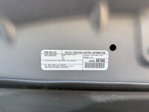 Used 2019 Dodge Journey SE image 19