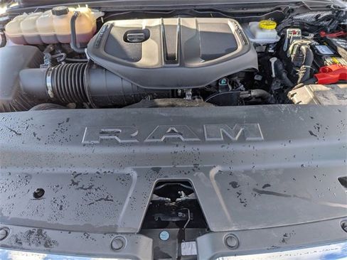 Certified 2025 RAM 1500 Big Horn image 32