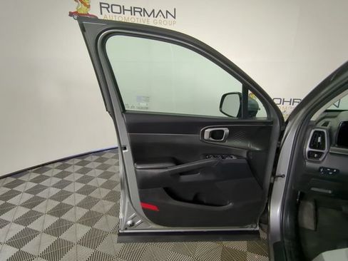 Used 2023 Kia Sorento EX AWD/4WD image 18
